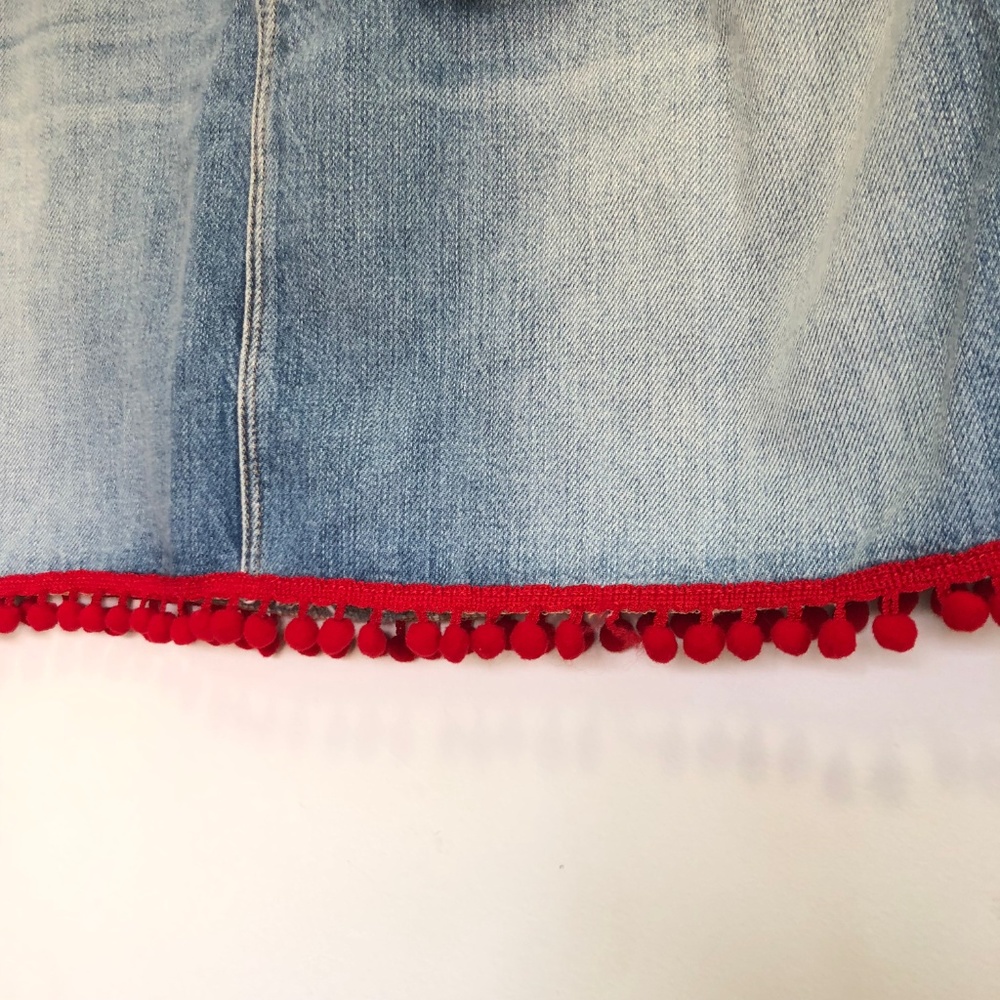 Good American Pom Pom Denim Mini Jean Skirt - Picture 4 of 8